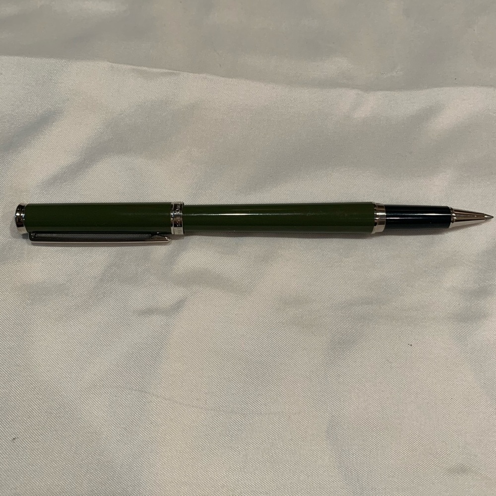 Mont Blanc “Noblesse Oblige” in Army Green